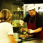 Hotel Des Rosiers Lourdes