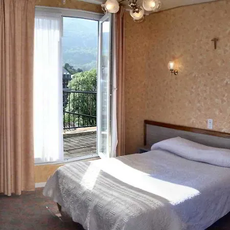 Des Rosiers 3* Лурд