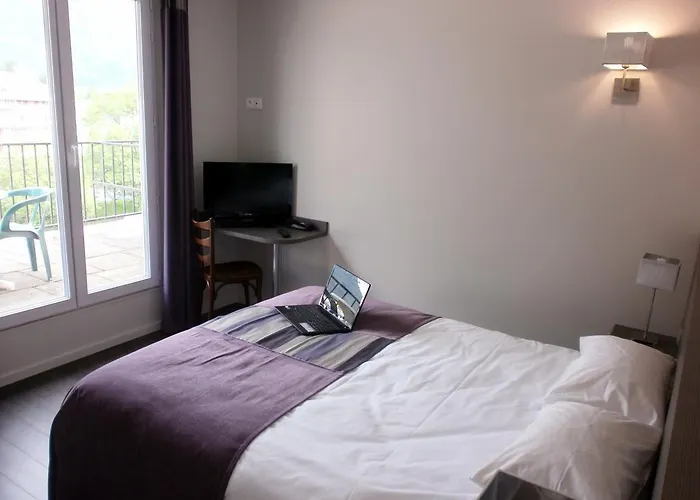 Des Rosiers Otel Lourdes