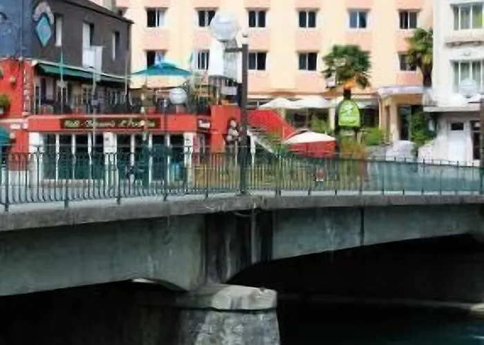 德斯洛希尔斯酒店 卢德