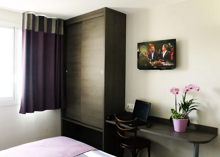 德斯洛希尔斯酒店