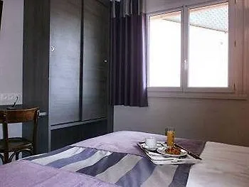 Des Rosiers Szálloda 3*