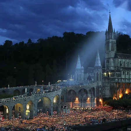 Hotel Des Rosiers 3*