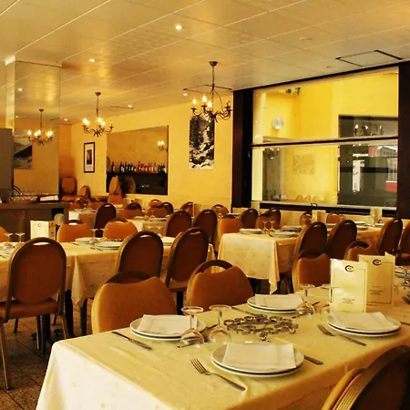 Hotel Des Rosiers 3*