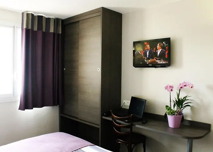 Hotel Des Rosiers 3*